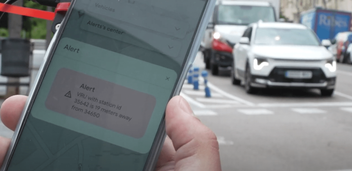 Vulnerable Road Users Safety: protecting users through their smartphone